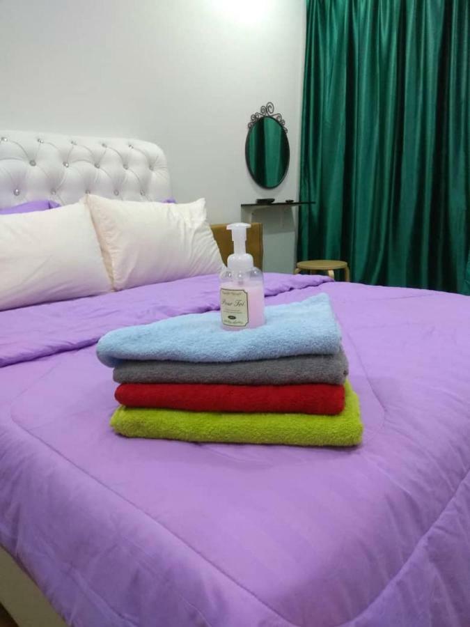 Putra 1 Pool Homestay Bandar Seri Putra Kampong Sungai Buah Экстерьер фото